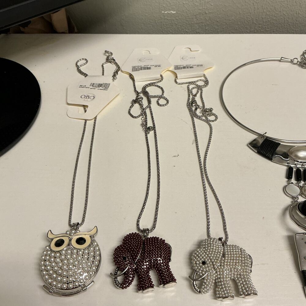 Cato Women’s 5 Necklace Lot Elephants And Owls NWT, 4067